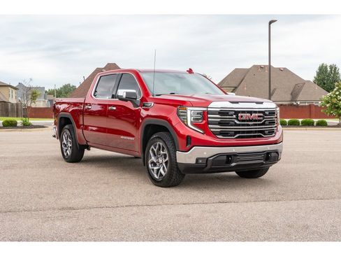 Used 2025 GMC Sierra 1500 SLT w/ SLT Premium Plus Package AWD/4WD image 3