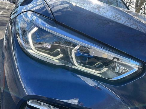 Used 2019 BMW X5 xDrive40i w/ M Sport Package image 32
