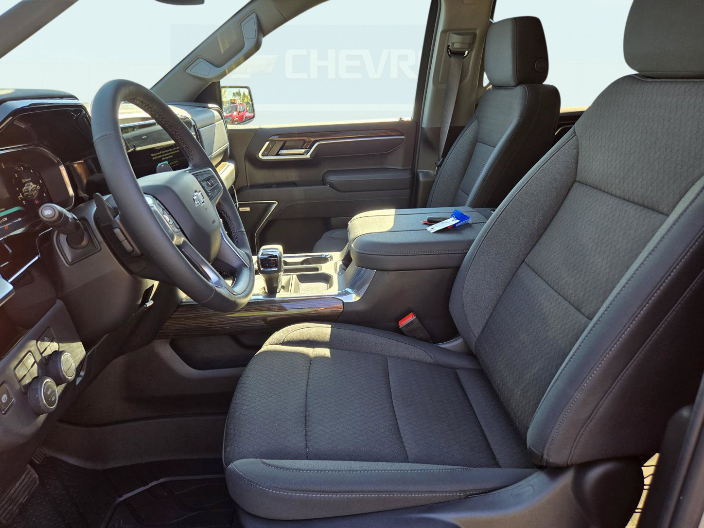 New 2026 Chevrolet Silverado 1500 RST AWD/4WD image 12