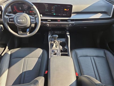Used 2024 Kia Sorento S image 25