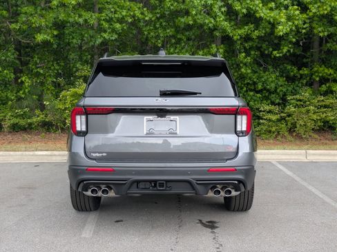 New 2026 Ford Explorer ST AWD/4WD image 4