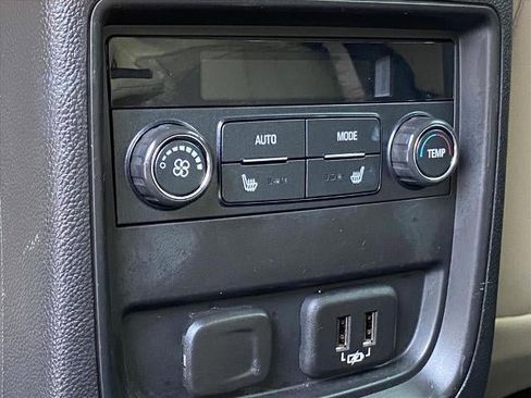 Used 2020 Buick Envision Essence w/ LPO, Cargo Package image 27