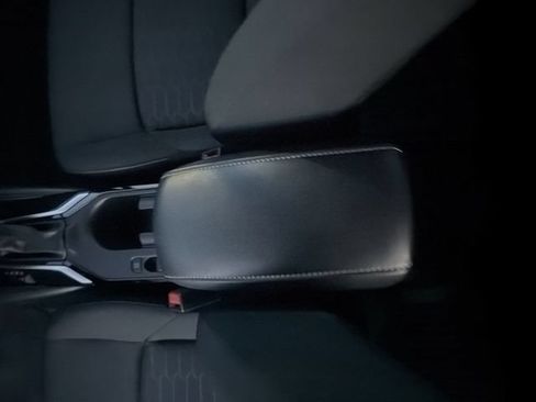 Certified 2025 Toyota Corolla SE FWD image 24
