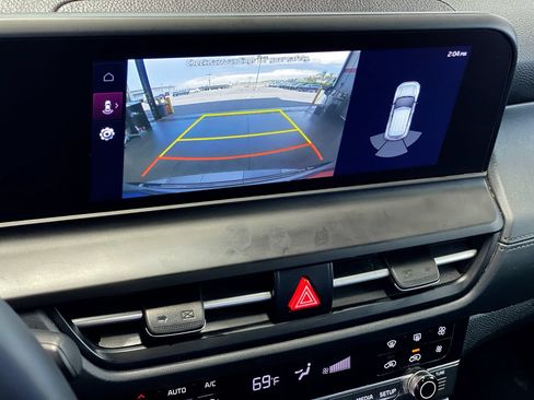 Certified 2025 Kia Seltos EX w/ EX Sunroof Package FWD image 26