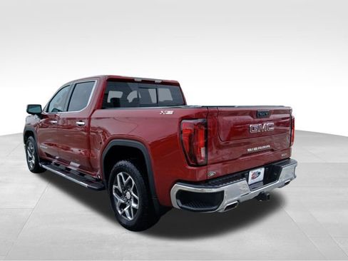 Used 2024 GMC Sierra 1500 SLT w/ SLT Premium Plus Package image 3