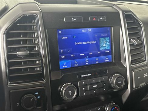 Used 2020 Ford F150 XLT w/ Equipment Group 302A Luxury RWD image 30