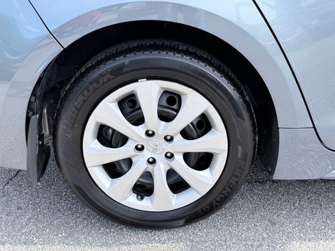 Used 2025 Toyota Corolla LE FWD image 33