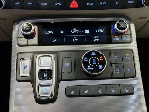 Used 2024 Hyundai Palisade Calligraphy AWD/4WD image 14