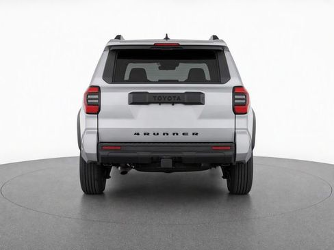 New 2026 Toyota 4Runner SR5 AWD/4WD image 7