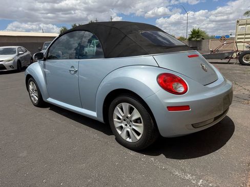 Used 2010 Volkswagen Beetle Convertible FWD image 3