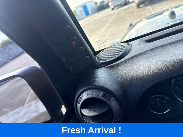 Used 2016 Jeep Wrangler Unlimited Sport w/ Trailer Tow Group AWD/4WD image 9