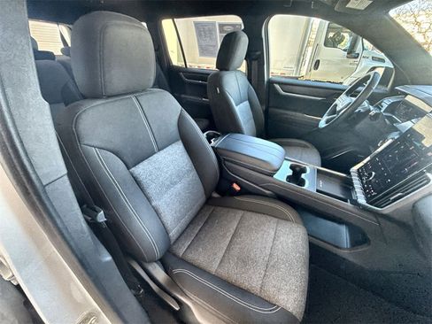 Certified 2025 GMC Acadia Elevation image 26