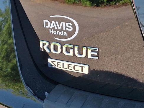 Used 2015 Nissan Rogue S w/ Convenience Package AWD/4WD image 30