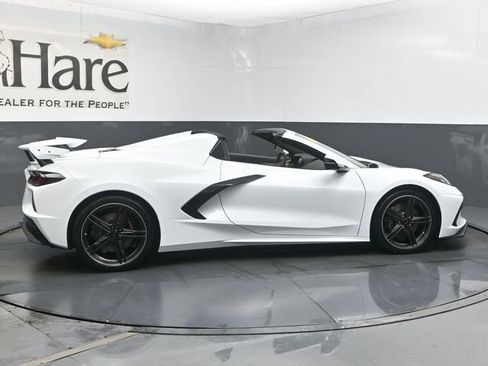Used 2025 Chevrolet Corvette Stingray Preferred Conv w/ Z51 Performance Package RWD image 38