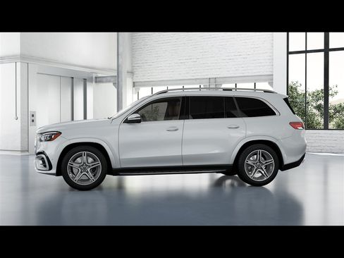 Certified 2026 Mercedes-Benz GLS 450 4MATIC image 30