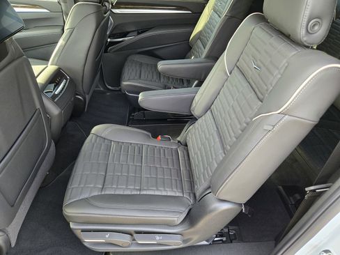 New 2026 Cadillac Escalade ESV Platinum Sport image 6