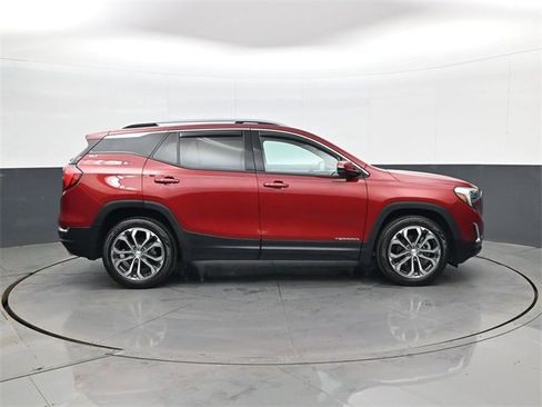 Certified 2020 GMC Terrain SLT w/ Preferred Package image 4