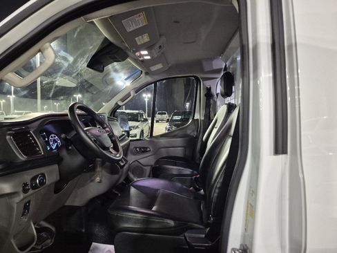 Certified 2023 Ford Transit 250 Low Roof image 12