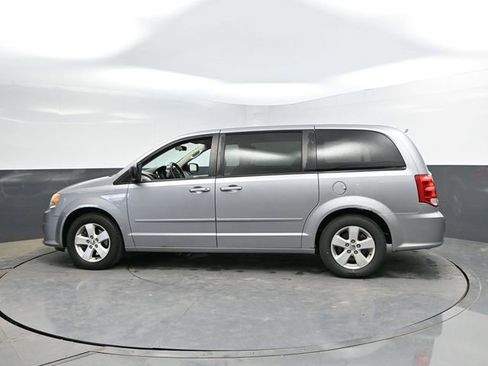 Used 2013 Dodge Grand Caravan SE FWD image 6