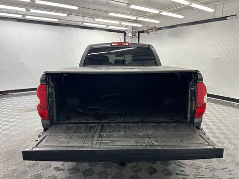 Used 2019 Toyota Tundra Limited w/ Limited Premium Package AWD/4WD image 19