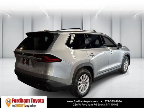 Certified 2025 Toyota Grand Highlander AWD Hybrid image 8