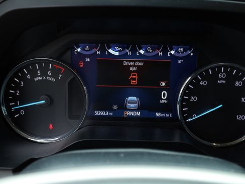 Used 2022 Ford Expedition XLT image 25