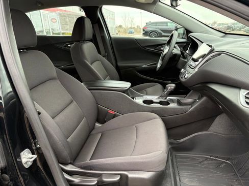 Used 2024 Chevrolet Malibu LT FWD image 12