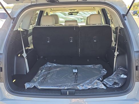 New 2026 Kia Sorento S image 12