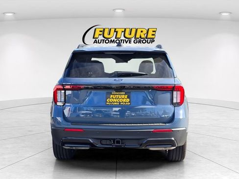 New 2026 Ford Explorer ST-Line w/ ST-Line Street Pack image 4