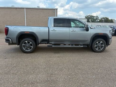 Used 2025 GMC Sierra 2500 SLT w/ Texas SLT Premium Package AWD/4WD image 14