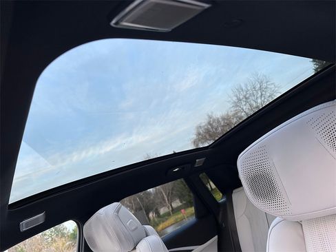 New 2026 Cadillac Lyriq Premium Sport image 23