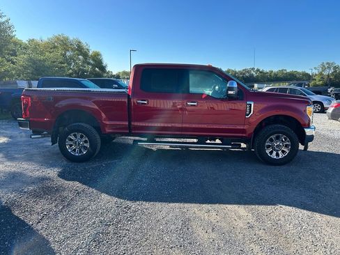Used 2017 Ford F250 XLT w/ XLT Premium Package AWD/4WD image 15