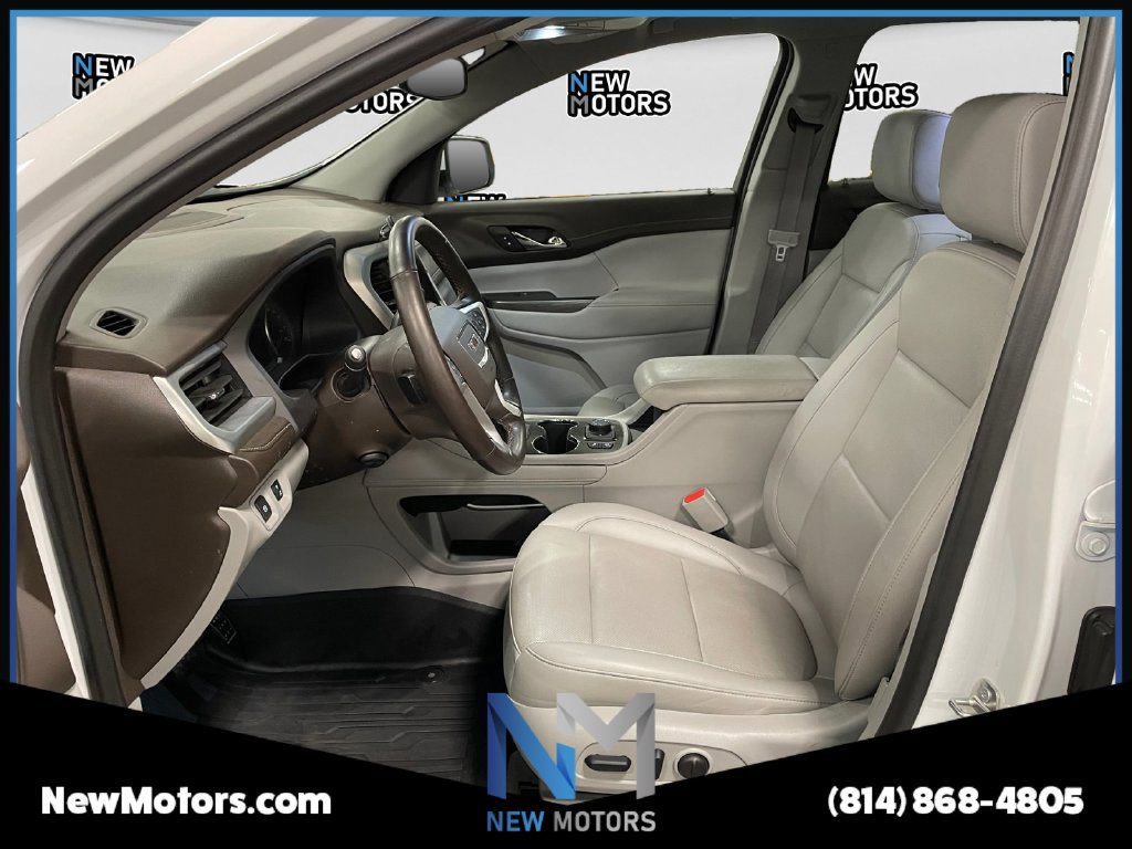 Used 2023 GMC Acadia SLT w/ Preferred Package AWD/4WD image 9