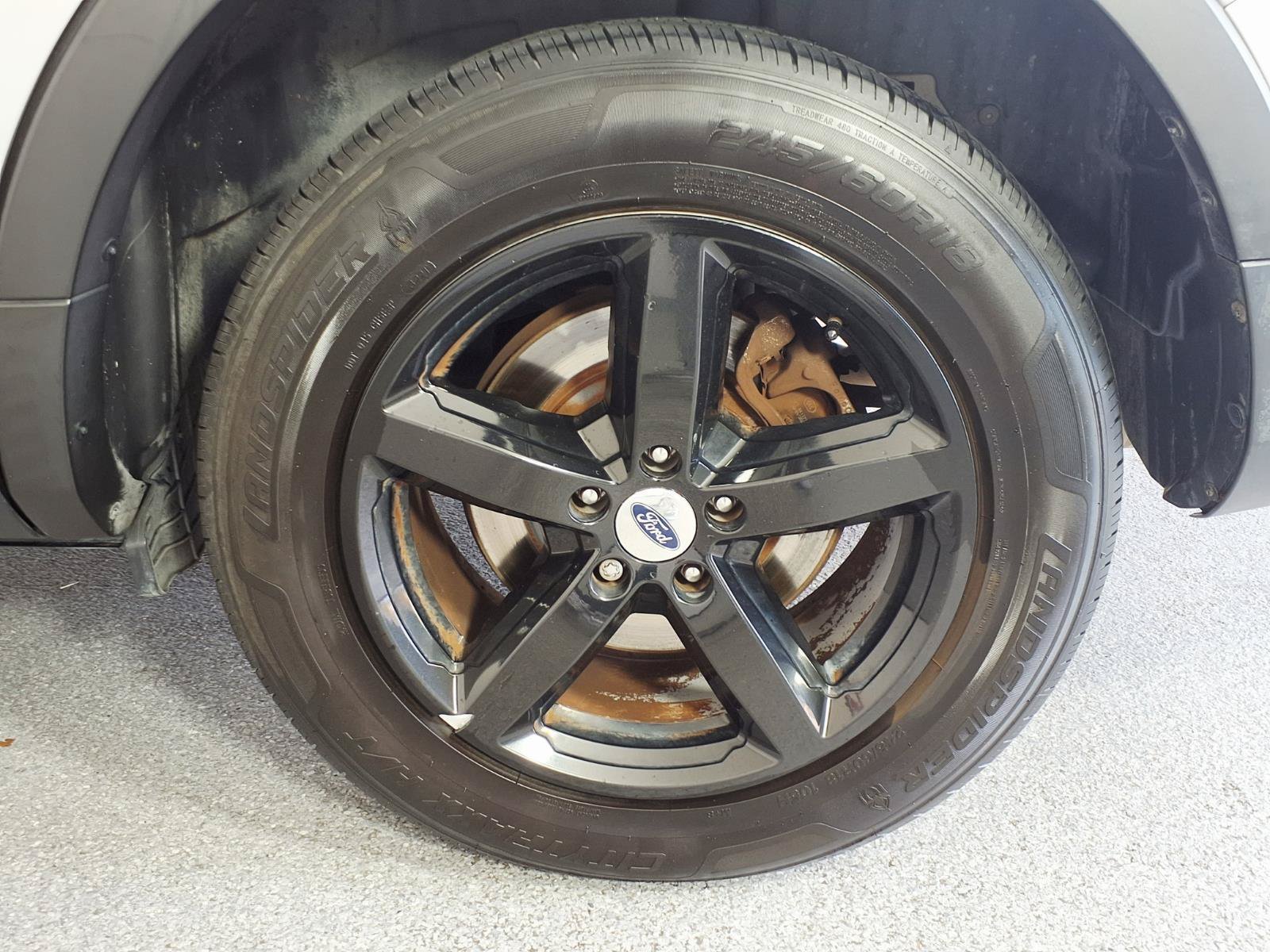 Used 2018 Ford Explorer XLT w/ Equipment Group 201A FWD image 7