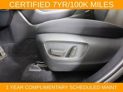 Used 2022 Toyota Highlander L AWD/4WD image 21
