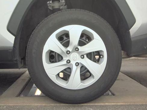 Used 2024 Toyota RAV4 LE image 13