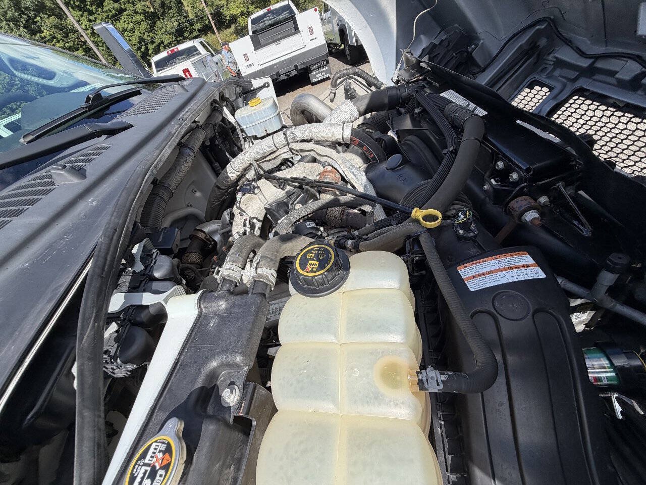 Used 2022 Ford F650 2WD Regular Cab Super Duty image 15