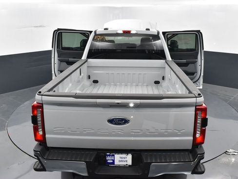 New 2026 Ford F250 XLT w/ XLT Premium Package RWD image 40
