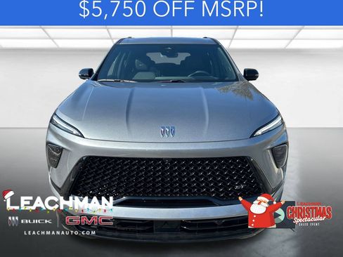 New 2026 Buick Enclave Sport Touring w/ LPO, Floor Liner Package image 9