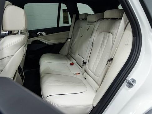 New 2026 BMW X5 xDrive40i AWD/4WD image 25