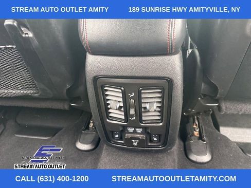 Used 2023 Dodge Durango GT image 17