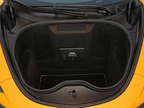 Used 2016 McLaren 570S Coupe image 30