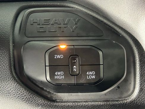 Used 2025 RAM 2500 Big Horn AWD/4WD image 22