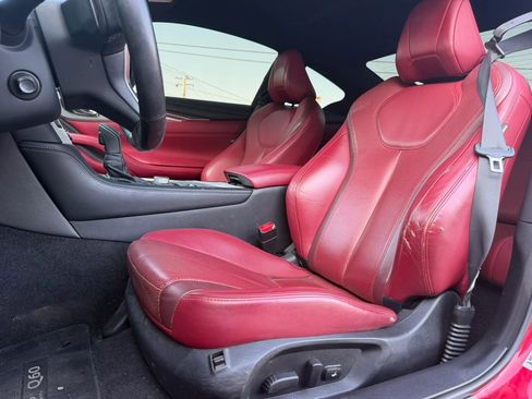 Used 2017 INFINITI Q60 Red Sport 400 AWD/4WD image 10