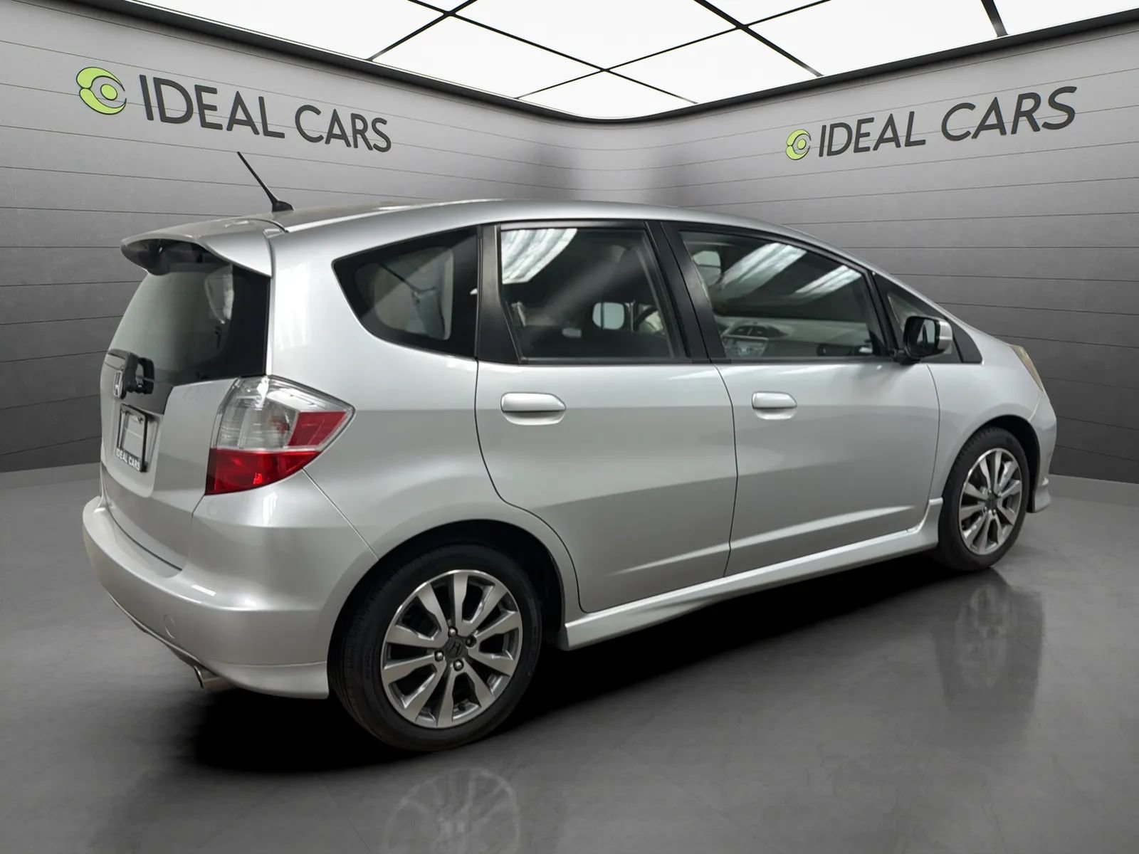 Used 2013 Honda Fit Sport image 5