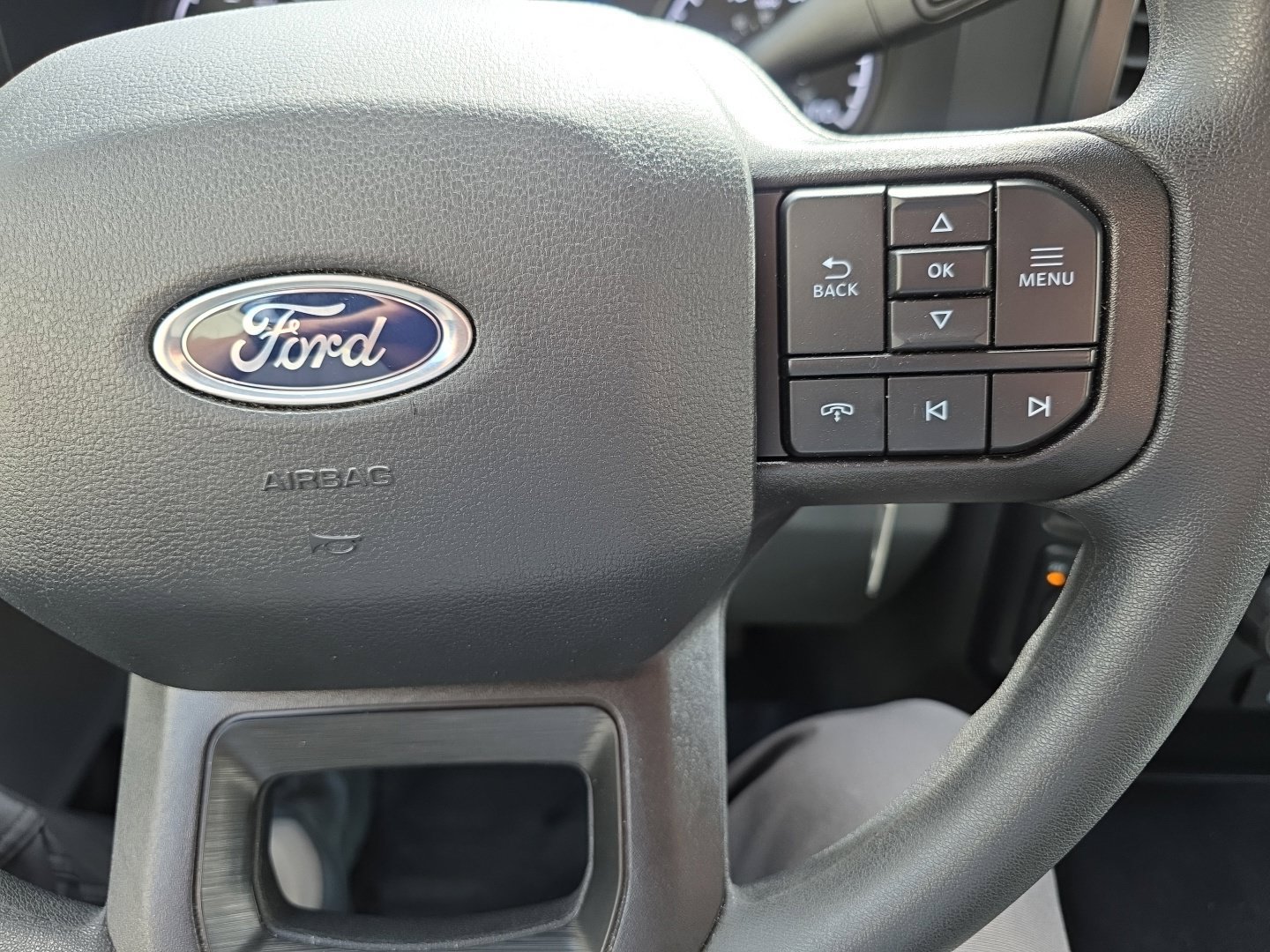 Used 2025 Ford F250 XLT w/ FX4 Off-Road Package AWD/4WD image 12