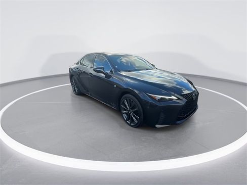 Used 2022 Lexus IS 350 F Sport w/ Memory Package image 2
