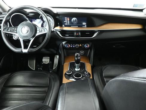 Used 2019 Alfa Romeo Stelvio Ti Lusso w/ Quick Order Package 22X Lusso image 4