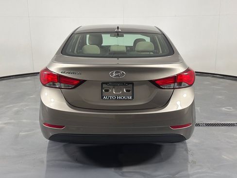 Used 2014 Hyundai Elantra SE FWD image 6