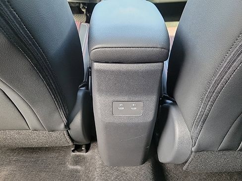 New 2025 Nissan Kicks SR w/ SR Premium Package image 27